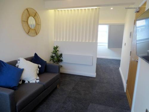 apartment-4-queens-court-g3